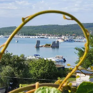 Suky Sukošan