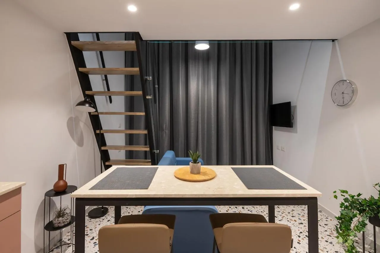 Spa & Pool - Studio Apartments 365 تيرانا 0*,